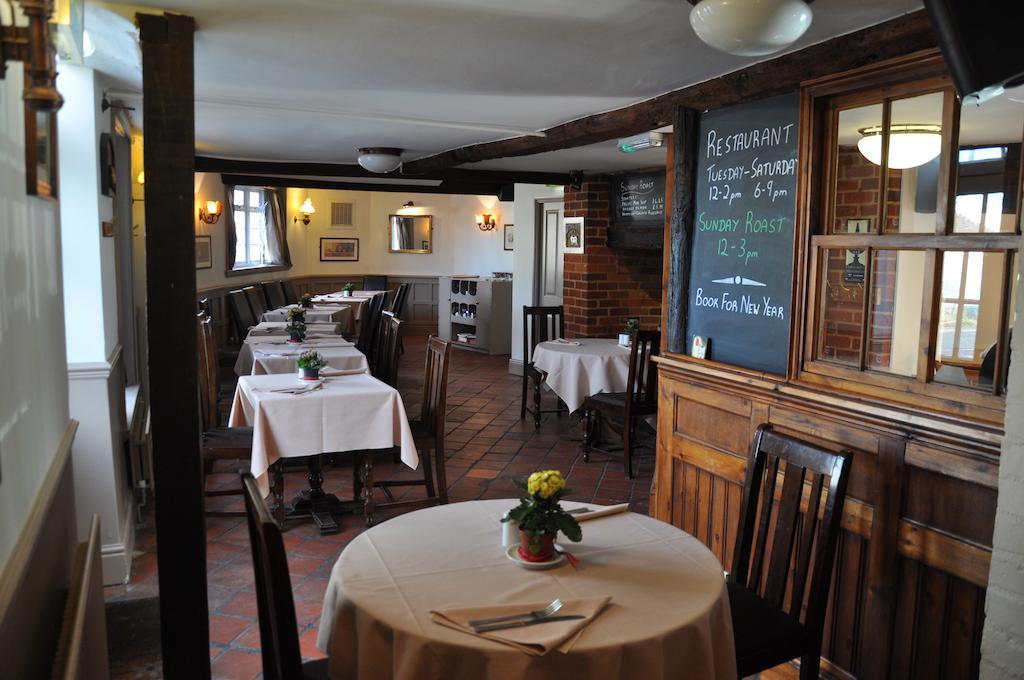 Benson The Crown Inn מראה חיצוני תמונה